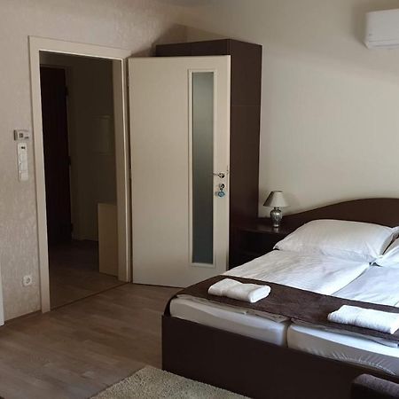 Keller Arany Apartmanok Hajdúszoboszló Extérieur photo
